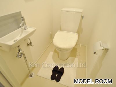 コンフォリア芝浦バウハウスの写真 トイレ ※5階の同じ間取タイプを撮影。仕様が異なることがあります。