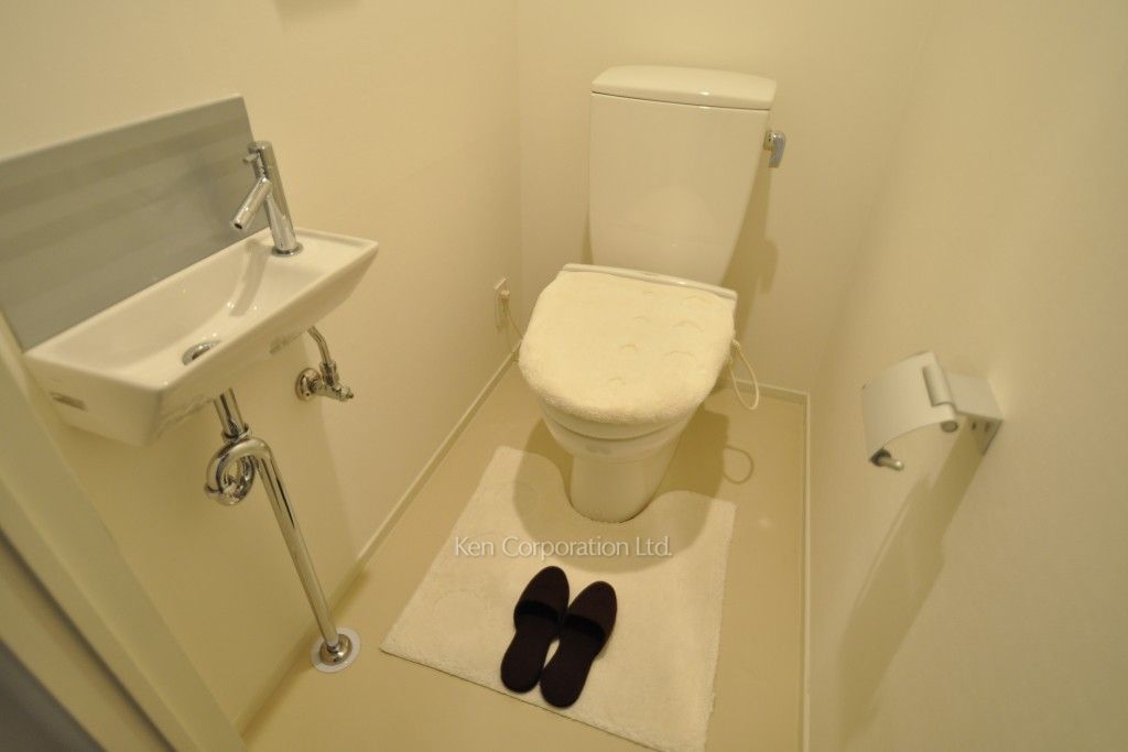 コンフォリア芝浦バウハウスの写真 トイレ ※5階の同じ間取タイプを撮影。仕様が異なることがあります。