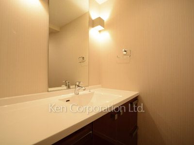 レジディア東麻布の写真 パウダールーム ※12階の同じ間取タイプを撮影。仕様が異なることがあります。