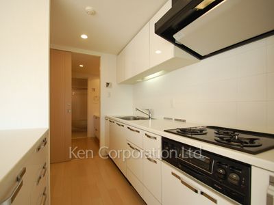 アーバンパーク代官山Ⅱの写真 キッチン ※3階の同じ間取タイプを撮影。仕様が異なることがあります。