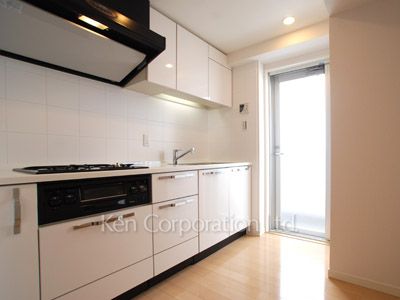 アーバンパーク代官山Ⅱの写真 キッチン ※3階の同じ間取タイプを撮影。仕様が異なることがあります。