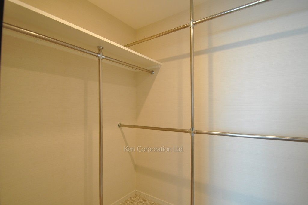 ラ・トゥール三田の写真 ウォークインクローゼット ※34階の同じ間取タイプを撮影。仕様が異なることがあります。