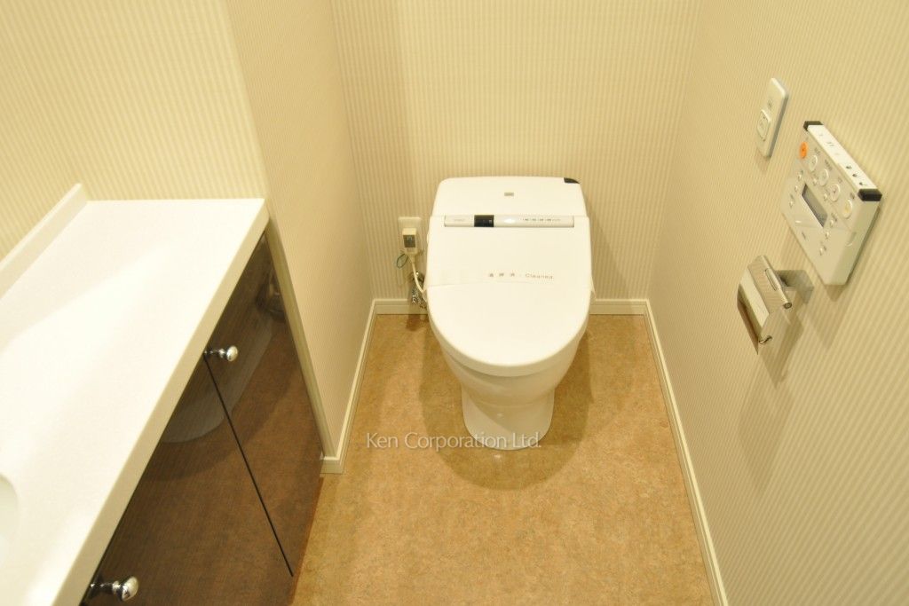 ラ・トゥール三田の写真 トイレ ※34階の同じ間取タイプを撮影。仕様が異なることがあります。