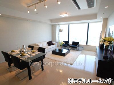 居室（LDなど） ※40階の同じ間取タイプを撮影。仕様が異なることがあります。
