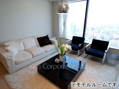 ラ・トゥール三田の写真 居室（LDなど） ※40階の同じ間取タイプを撮影。仕様が異なることがあります。