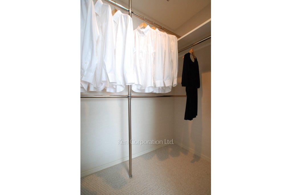 ラ・トゥール三田の写真 ウォークインクローゼット ※40階の同じ間取タイプを撮影。仕様が異なることがあります。