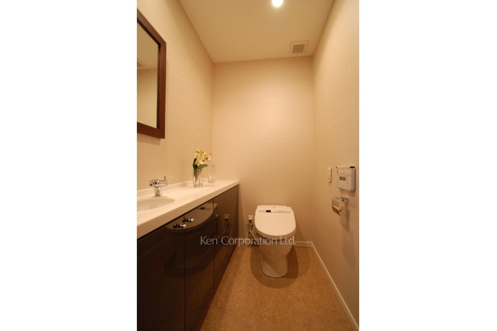 ラ・トゥール三田の写真 トイレ ※40階の同じ間取タイプを撮影。仕様が異なることがあります。