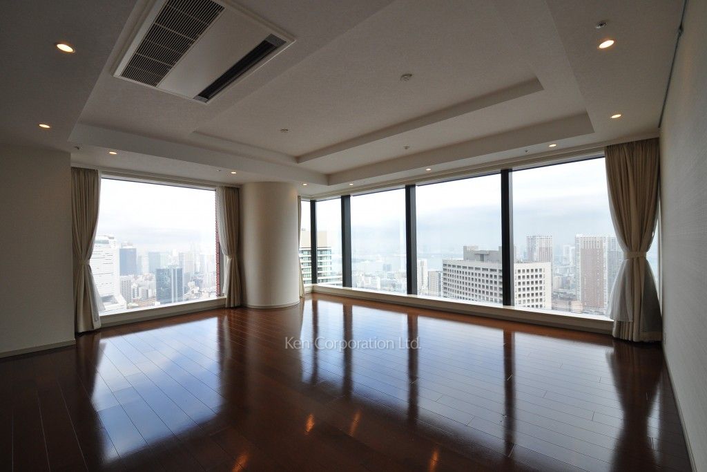 ラ・トゥール三田の写真 リビングダイニング