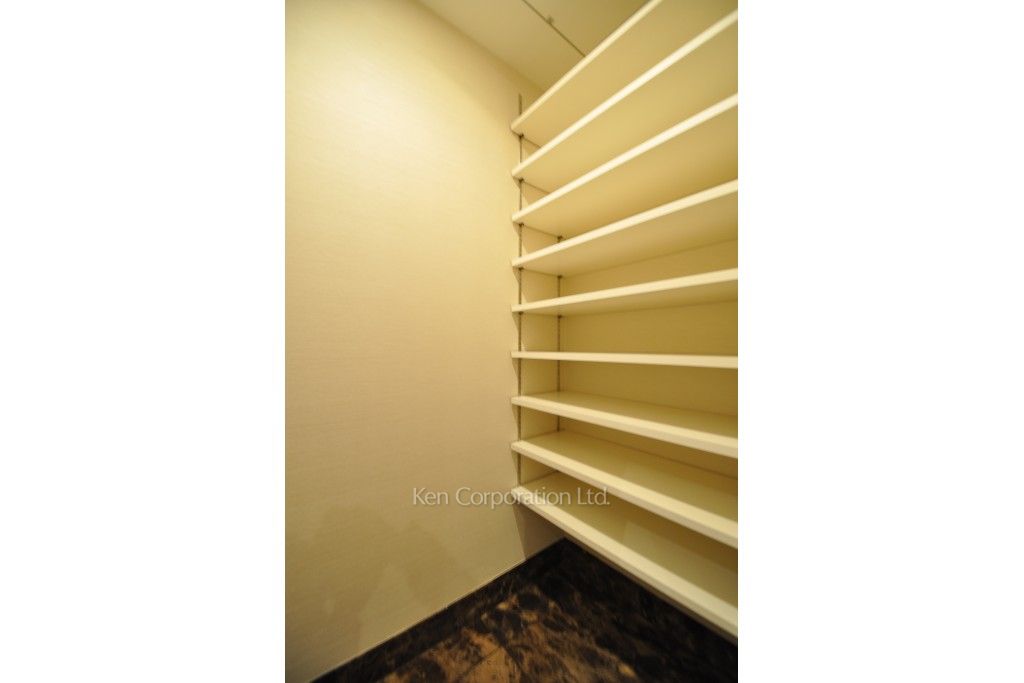 ラ・トゥール三田の写真 シューズインクローゼット