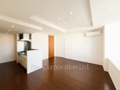 芝浦アイランド エアタワーの写真 居室（LDなど） ※5階の同じ間取タイプを撮影。仕様が異なることがあります。