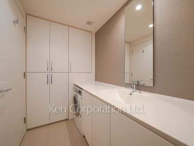 芝浦アイランド エアタワーの写真 パウダールーム ※12階の同じ間取タイプを撮影。仕様が異なることがあります。