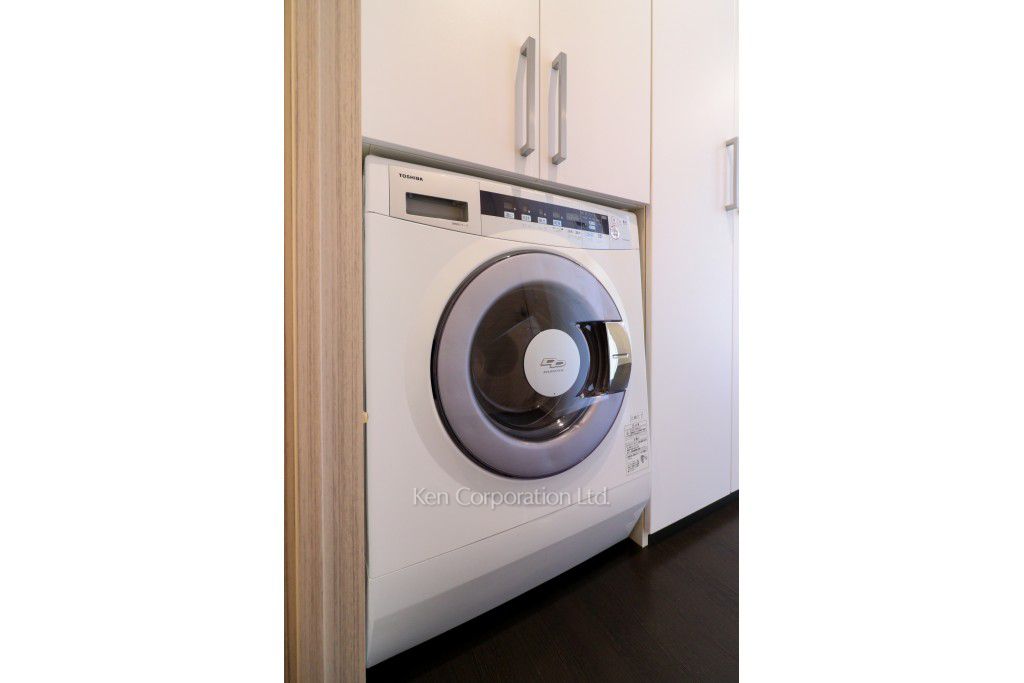 洗濯乾燥機 ※11階の同じ間取タイプを撮影。仕様が異なることがあります。
