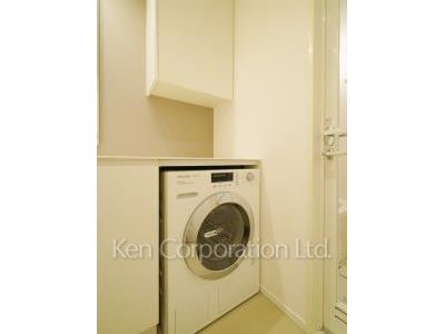 芝浦アイランド エアタワーの写真 洗濯乾燥機 ※6階の同じ間取タイプを撮影。仕様が異なることがあります。