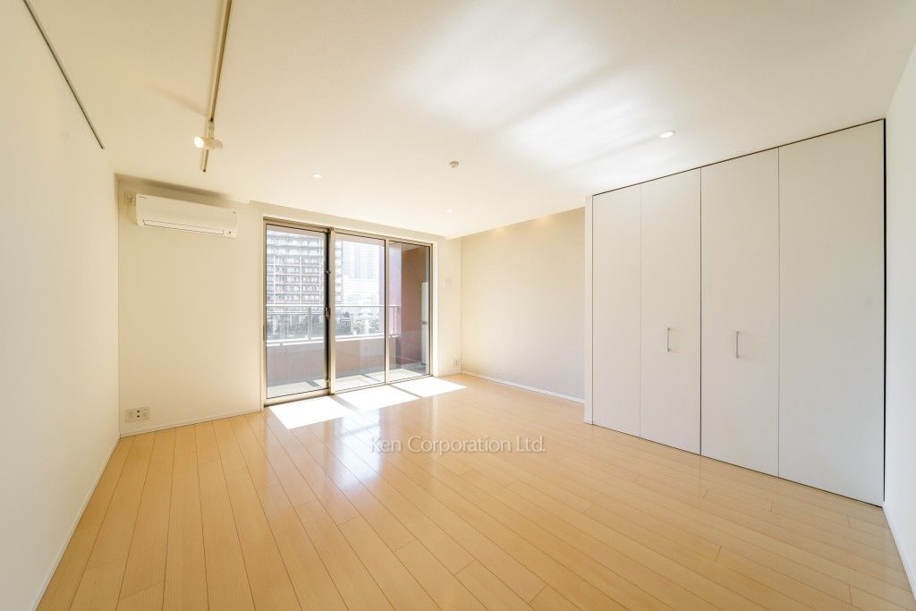 芝浦アイランド エアタワーの写真 居室（LDなど） ※4階の同じ間取タイプを撮影。仕様が異なることがあります。