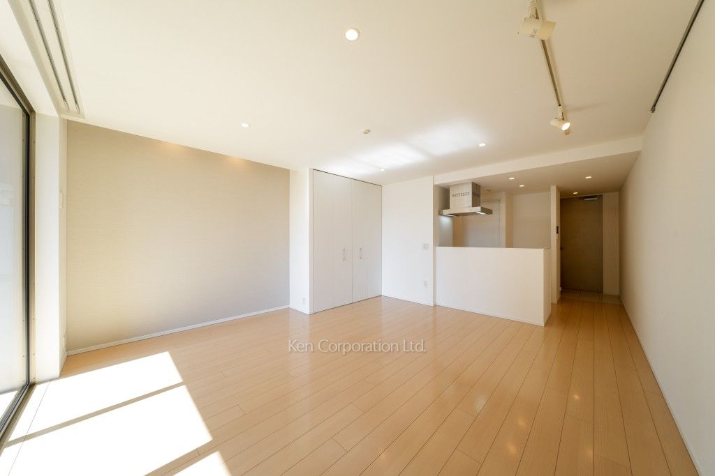 芝浦アイランド エアタワーの写真 居室（LDなど） ※4階の同じ間取タイプを撮影。仕様が異なることがあります。