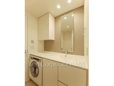 パウダールーム