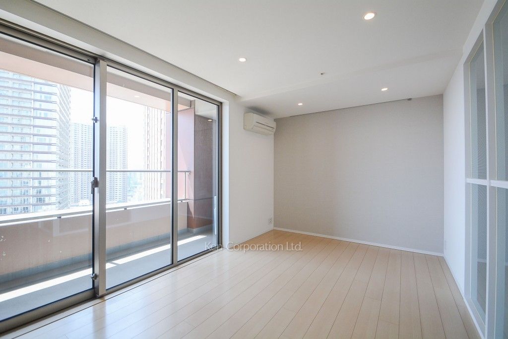 芝浦アイランド エアタワーの写真 リビングダイニング