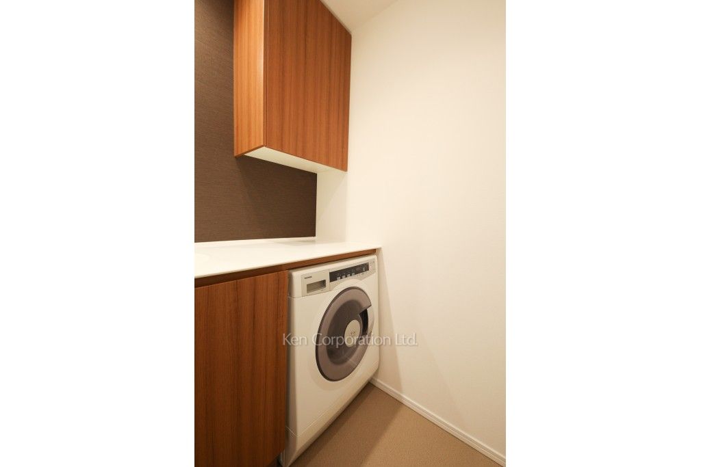 芝浦アイランド エアタワーの写真 洗濯乾燥機 ※13階の同じ間取タイプを撮影。仕様が異なることがあります。