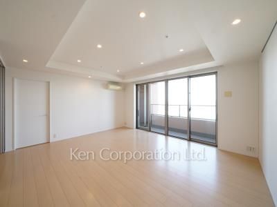 芝浦アイランド エアタワーの写真 居室（LDなど） ※26階の同じ間取タイプを撮影。仕様が異なることがあります。