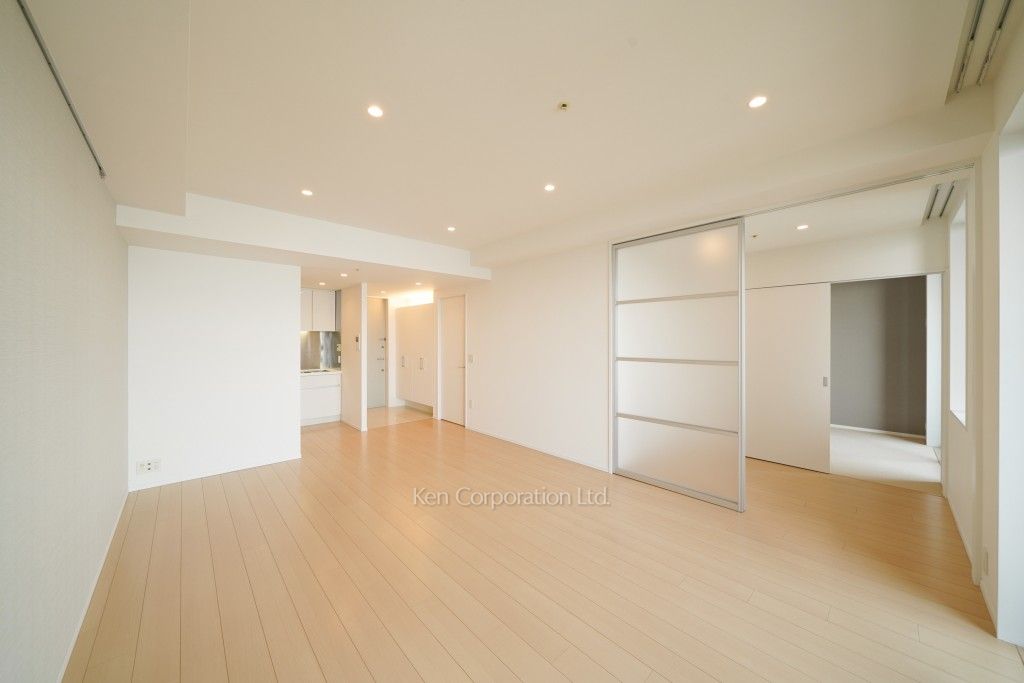 芝浦アイランド エアタワーの写真 居室（LDなど） ※30階の同じ間取タイプを撮影。仕様が異なることがあります。