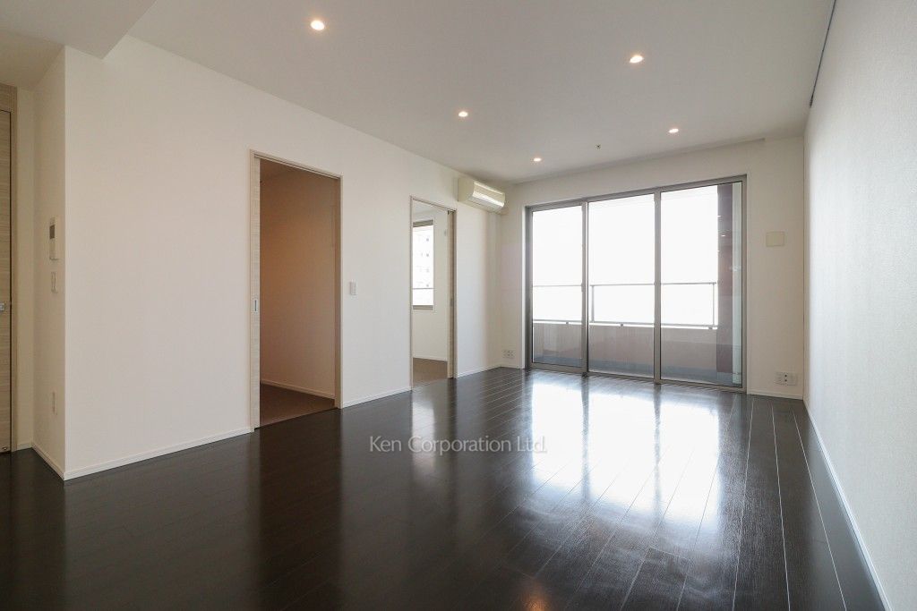 芝浦アイランド エアタワーの写真 居室（LDなど） ※31階の同じ間取タイプを撮影。仕様が異なることがあります。