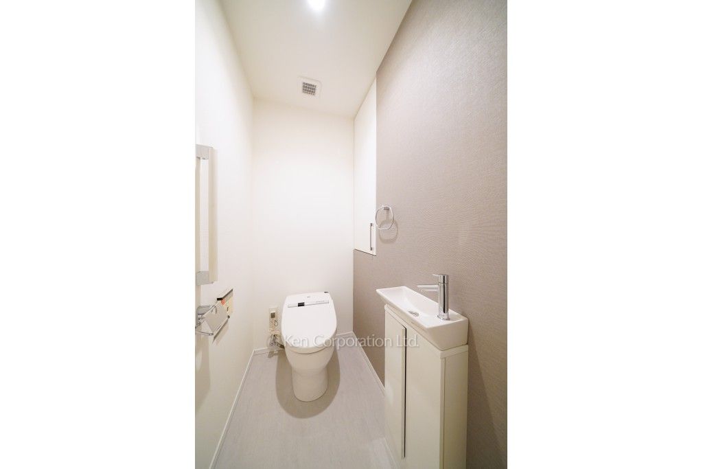 トイレ ※28階の同じ間取タイプを撮影。仕様が異なることがあります。