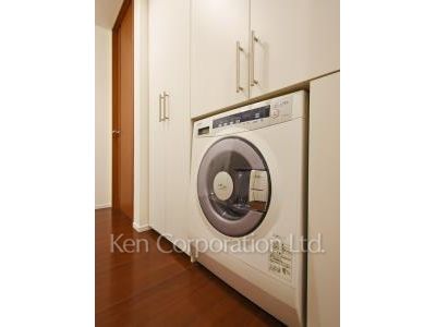 芝浦アイランド エアタワーの写真 洗濯乾燥機