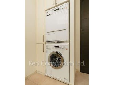 芝浦アイランド エアタワーの写真 洗濯乾燥機