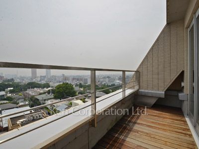 コンフォリア代官山青葉台の写真 ルーフバルコニー