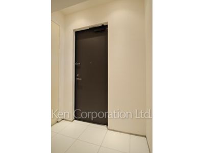 コンフォリア代官山青葉台の写真 玄関