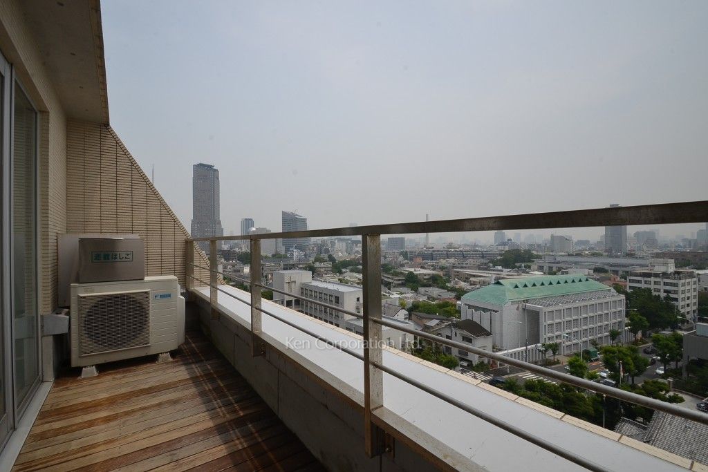 コンフォリア代官山青葉台の写真 ルーフバルコニー