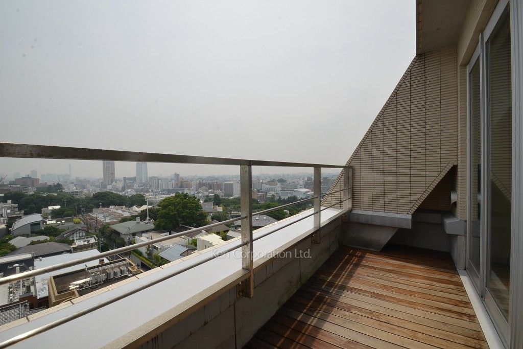 コンフォリア代官山青葉台の写真 ルーフバルコニー