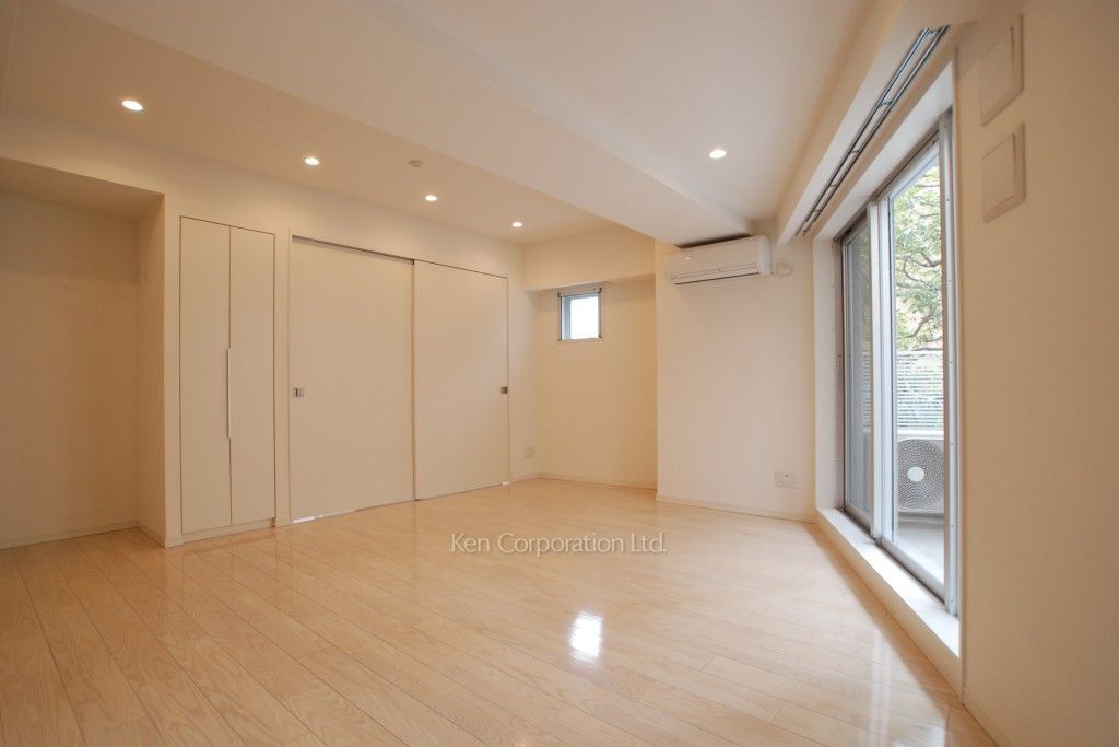 アパートメンツ元麻布内田坂の写真 居室（LDなど）