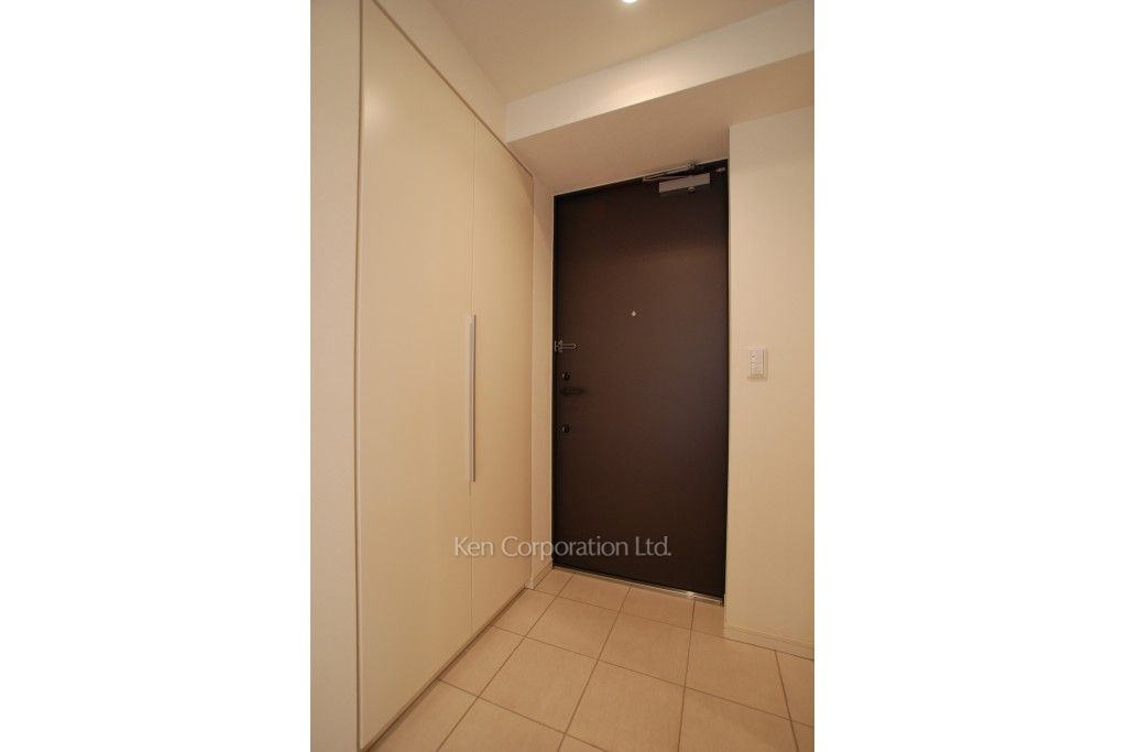 アパートメンツ元麻布内田坂の写真 玄関