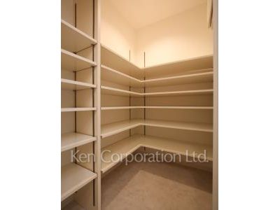 KDXレジデンス麻布仙台坂の写真 シューズインクローゼット