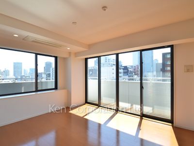 リエトコート アルクスタワーの写真 居室（LDなど） ※8階の同じ間取タイプを撮影。仕様が異なることがあります。