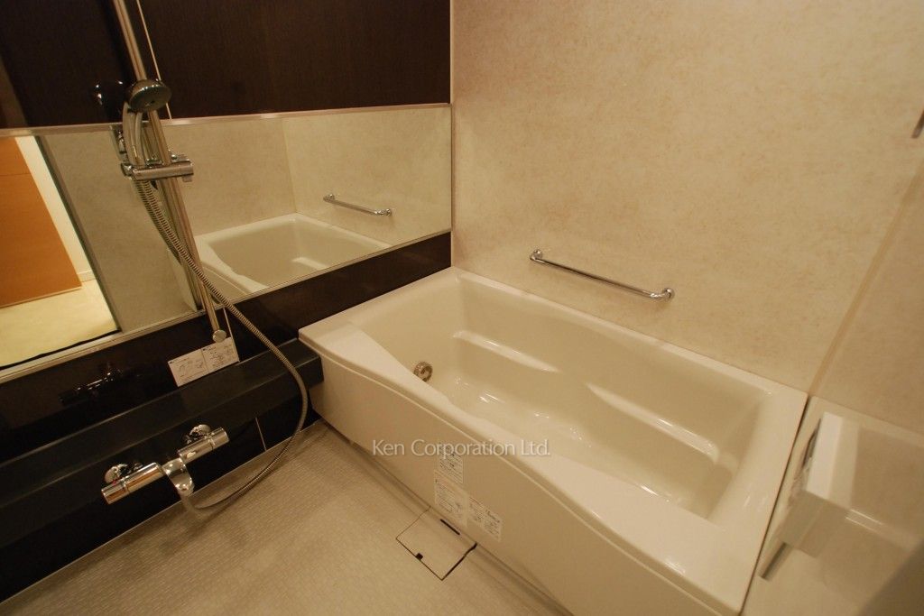 リエトコート アルクスタワーの写真 バスルーム ※9階の同じ間取タイプを撮影。仕様が異なることがあります。