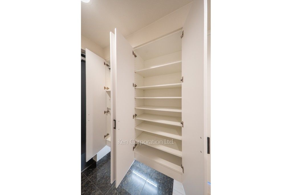 リエトコート アルクスタワーの写真 シューズクローゼット