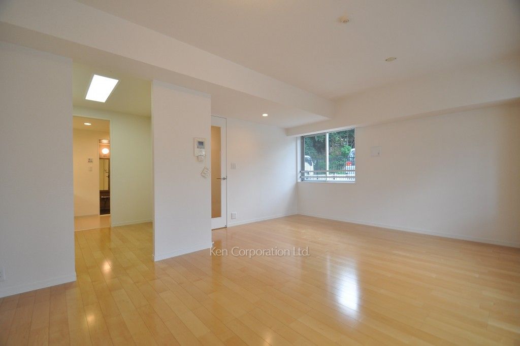 カスタリア高輪の写真 リビングダイニング