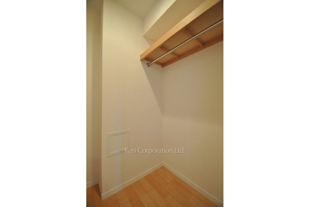 カスタリア高輪の写真 ウォークインクローゼット