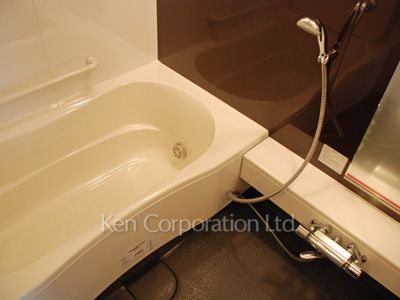 パークキューブ愛宕山タワーの写真 バスルーム ※10階の同じ間取タイプを撮影。仕様が異なることがあります。