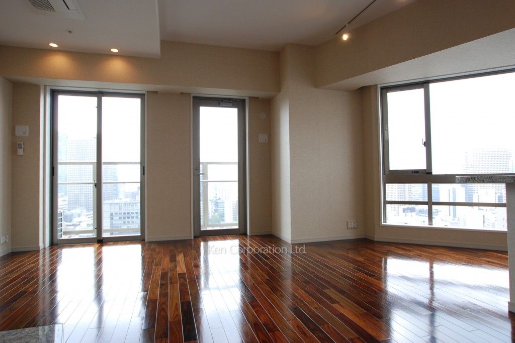 パークキューブ愛宕山タワーの写真 リビングダイニング