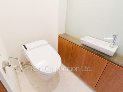 レジディア北新宿の写真 トイレ ※1階の同じ間取タイプを撮影。仕様が異なることがあります。