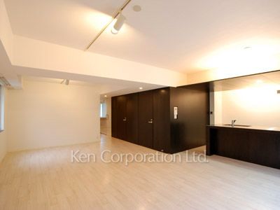 レジディア北新宿の写真 リビングダイニング ※1階の同じ間取タイプを撮影。仕様が異なることがあります。