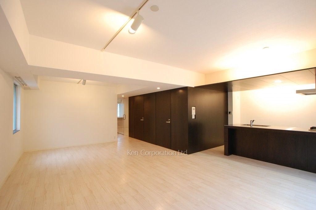 レジディア北新宿の写真 リビングダイニング ※1階の同じ間取タイプを撮影。仕様が異なることがあります。