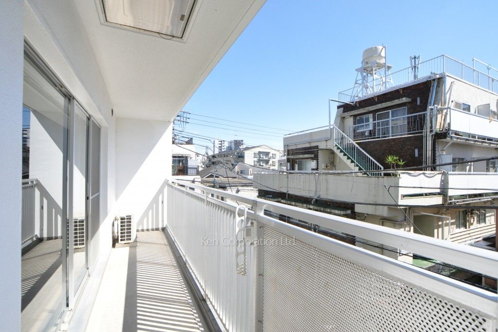 レジディア北新宿の写真 バルコニー