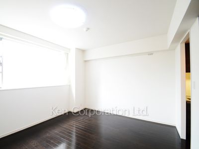 居室（LDなど） ※3階の同じ間取タイプを撮影。仕様が異なることがあります。