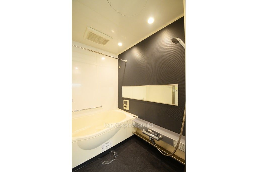 レジディア恵比寿南の写真 バスルーム ※3階の同じ間取タイプを撮影。仕様が異なることがあります。