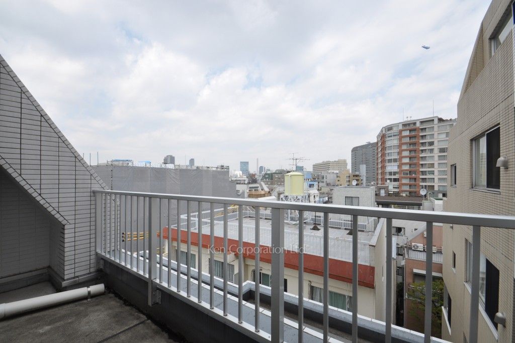 レジディア恵比寿南の写真 バルコニー