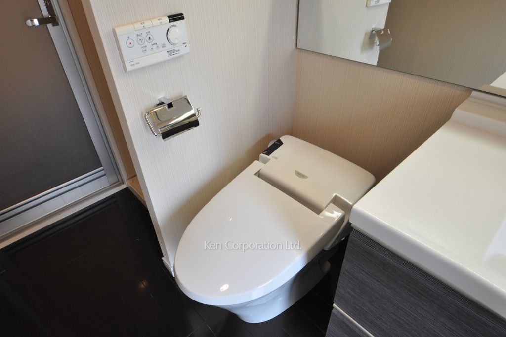 レジディア恵比寿南の写真 トイレ